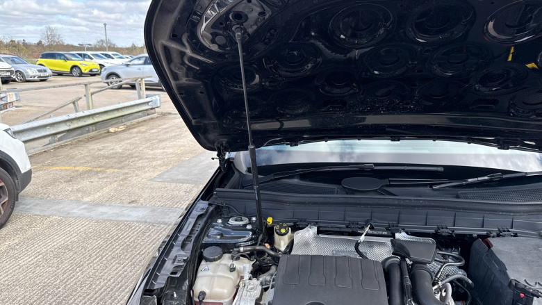 Mercedes-Benz GLB 200 AMG Line Premium 5dr 7G-Tronic Petrol Estate